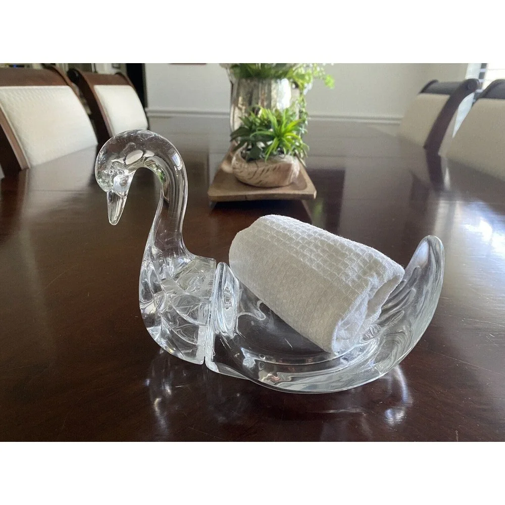 Vintage MCM Lucite Clear‎ Swan Towel Soap or Flower Holder 9